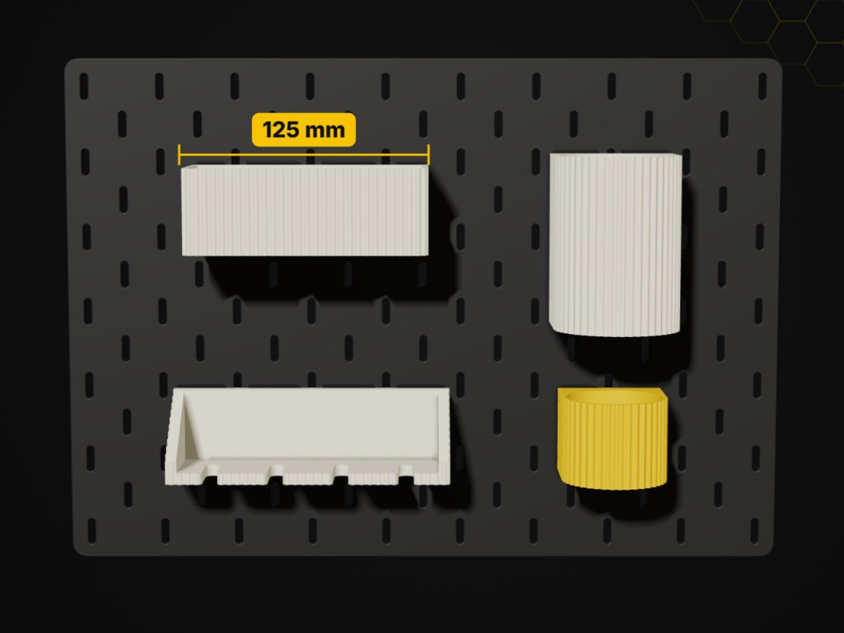 Lochplatte (z. B. IKEA SKÅDIS) mit Zubehör von embeeLAB (3D-Ansicht)